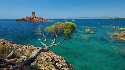 Les vacances en famille à Fréjus dans le Var sur la Côte d'Azur.